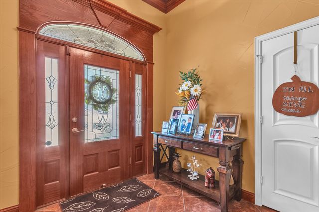 1921 Willow Bend Drive, Oak Leaf, TX 75154