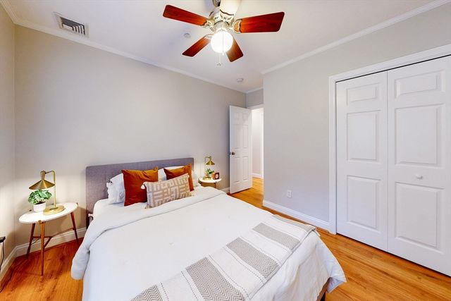 111 W Eighth C, Boston, MA 02127