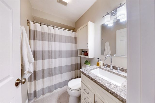 111 W Eighth C, Boston, MA 02127