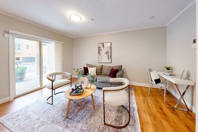 111 W Eighth C, Boston, MA 02127