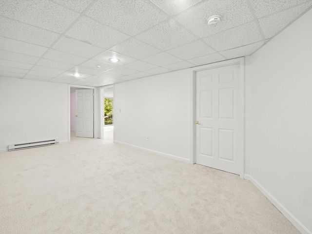30 William Onthank Ln 30, Southborough, MA 01772