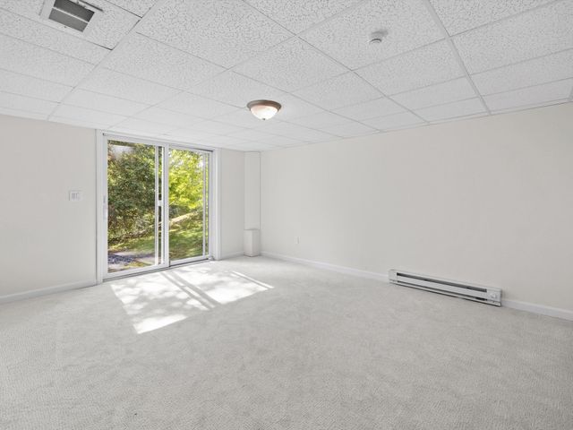 30 William Onthank Ln 30, Southborough, MA 01772