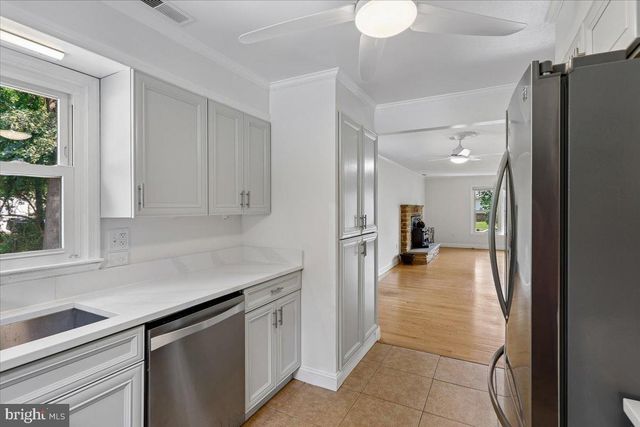 833 MEADOW RD, Severn, MD 21144