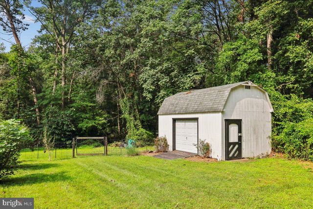 833 MEADOW RD, Severn, MD 21144