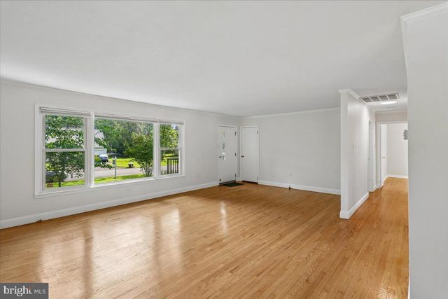 833 MEADOW RD, Severn, MD 21144