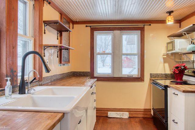 4301 Allan Road, Owosso, MI 48867