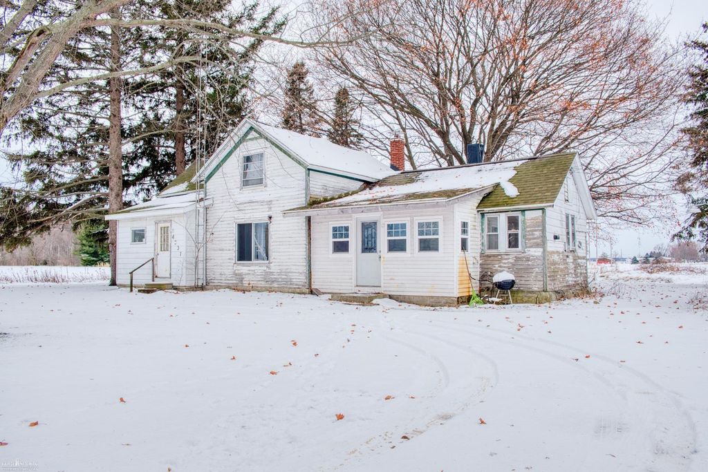 4301 Allan Road, Owosso, MI 48867