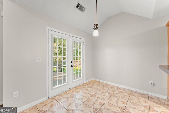 543 Windsong Lake Drive, Commerce, GA 30529