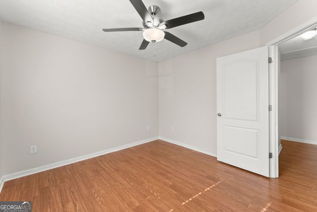 543 Windsong Lake Drive, Commerce, GA 30529