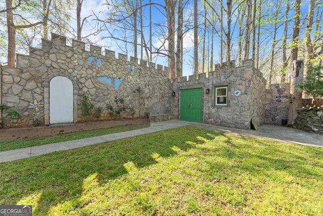 543 Windsong Lake Drive, Commerce, GA 30529