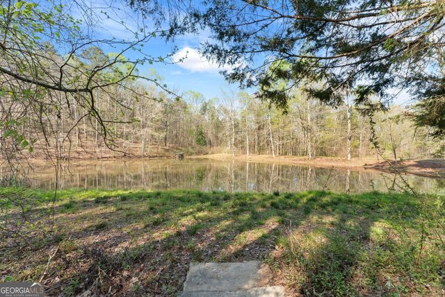 543 Windsong Lake Drive, Commerce, GA 30529