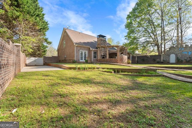 543 Windsong Lake Drive, Commerce, GA 30529