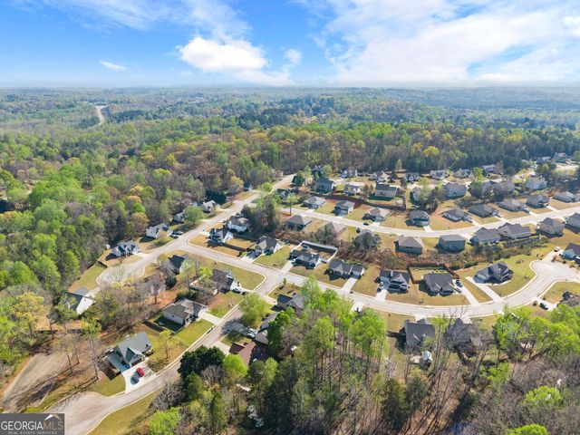 543 Windsong Lake Drive, Commerce, GA 30529