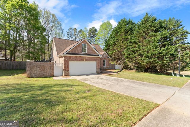 543 Windsong Lake Drive, Commerce, GA 30529