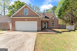 543 Windsong Lake Drive, Commerce, GA 30529