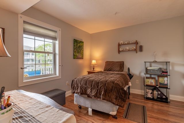 24 Greenleaves 416, Amherst, MA 01002