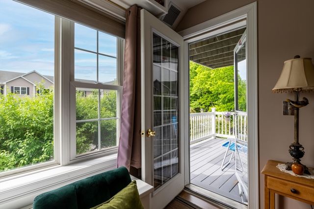 24 Greenleaves 416, Amherst, MA 01002