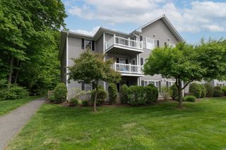 24 Greenleaves 416, Amherst, MA 01002