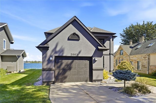 3863 East River Road, Grand Island, NY 14072