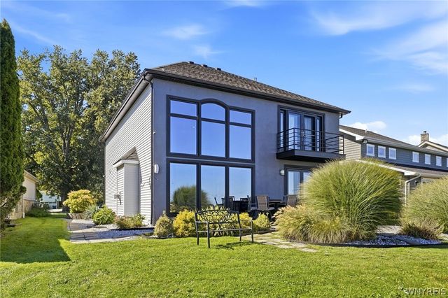 3863 East River Road, Grand Island, NY 14072