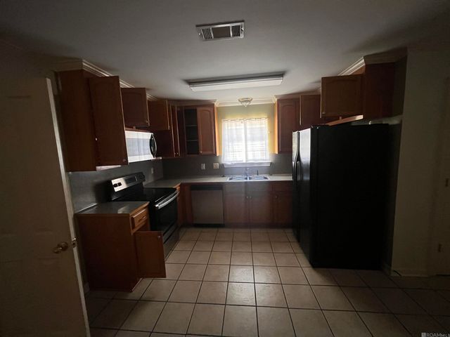 3280 Adams St, Baker, LA 70714