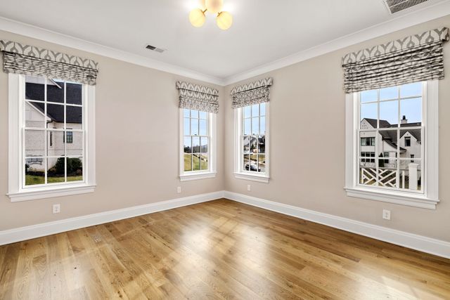 9242 Lehigh Dr, Brentwood, TN 37027
