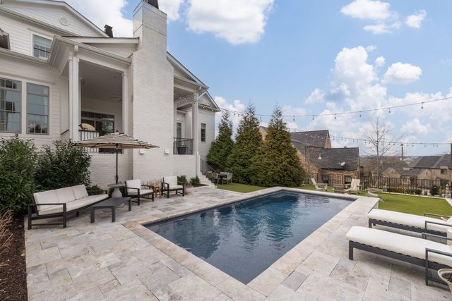 9242 Lehigh Dr, Brentwood, TN 37027