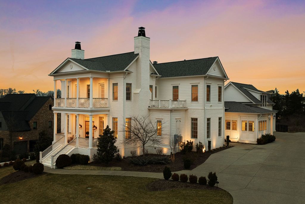 9242 Lehigh Dr, Brentwood, TN 37027