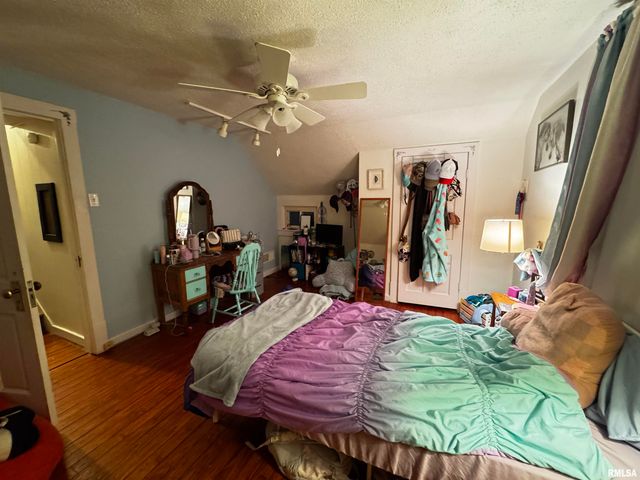 423 W ADAMS Street, Rushville, IL 62681