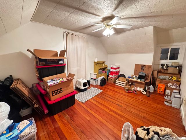 423 W ADAMS Street, Rushville, IL 62681