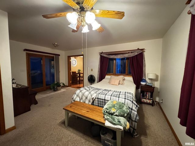 423 W ADAMS Street, Rushville, IL 62681