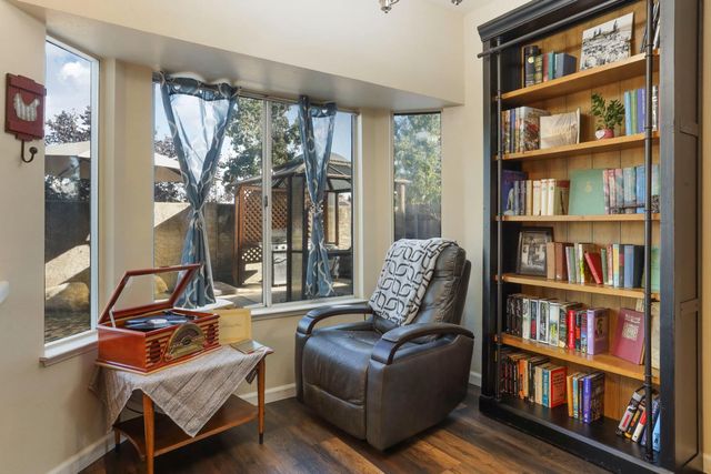 1122 Zumstein Ct, Ripon, CA 95366