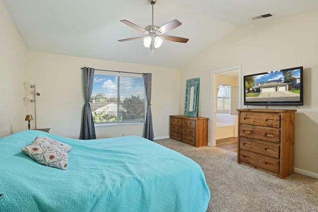 1122 Zumstein Ct, Ripon, CA 95366