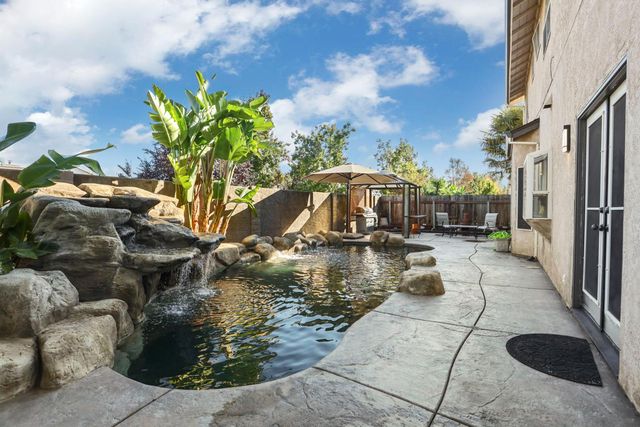 1122 Zumstein Ct, Ripon, CA 95366