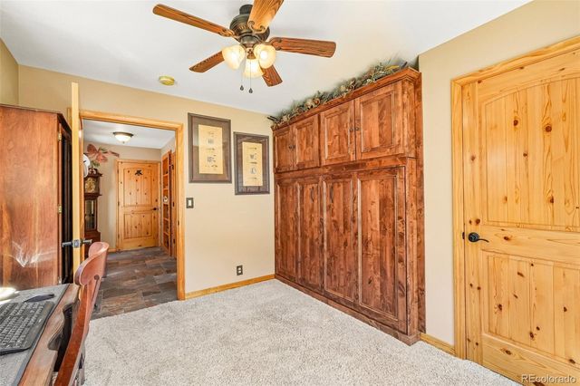 858 Oak Ridge Road, Manitou Springs, CO 80829