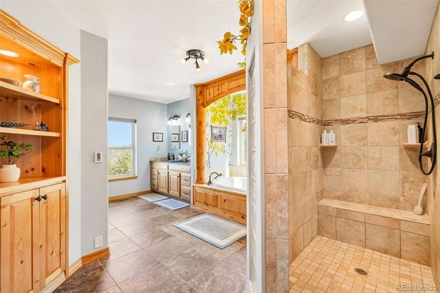858 Oak Ridge Road, Manitou Springs, CO 80829