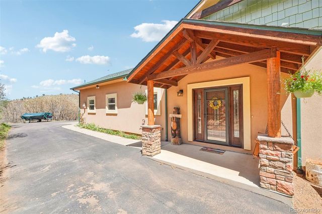 858 Oak Ridge Road, Manitou Springs, CO 80829