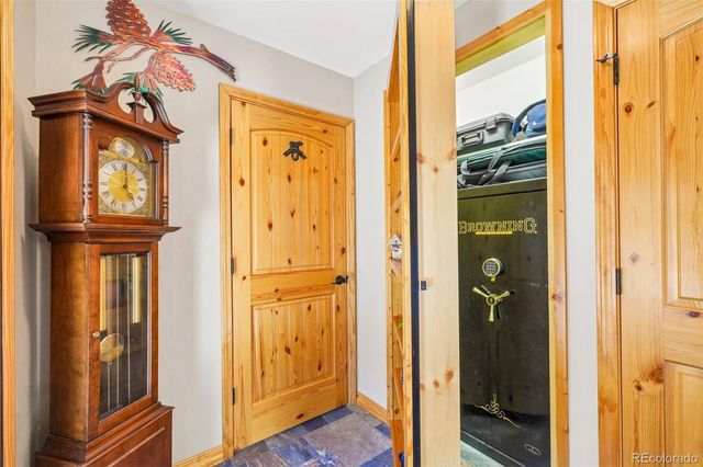 858 Oak Ridge Road, Manitou Springs, CO 80829