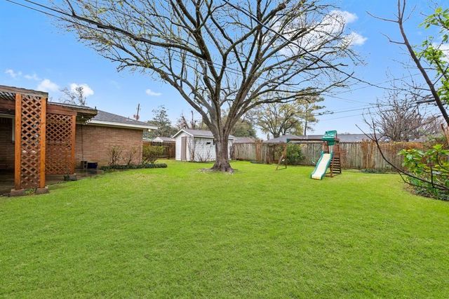 7722 Dillon Street, Houston, TX 77061