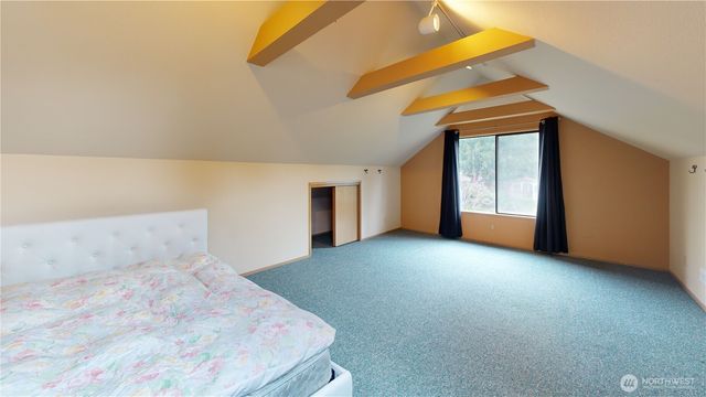627 N Waugh Road, Mount Vernon, WA 98273