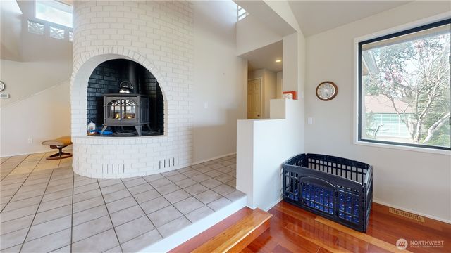 627 N Waugh Road, Mount Vernon, WA 98273
