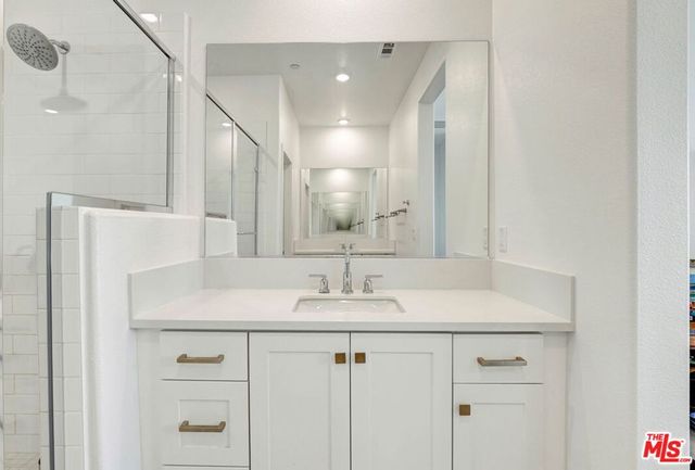 27408 Horizon View Lane, Valencia, CA 91381