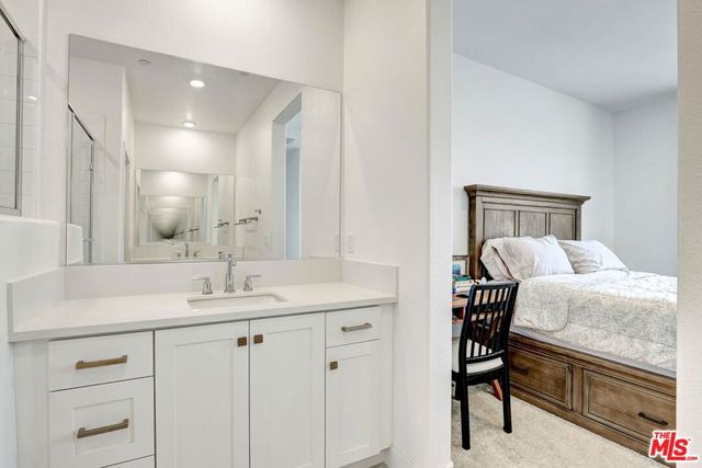 27408 Horizon View Lane, Valencia, CA 91381