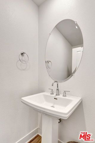 27408 Horizon View Lane, Valencia, CA 91381