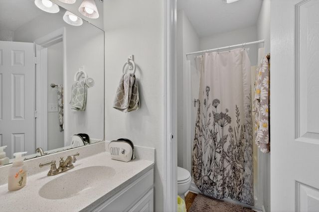 1402 Camp Road Apt 9g, Charleston, SC 29412