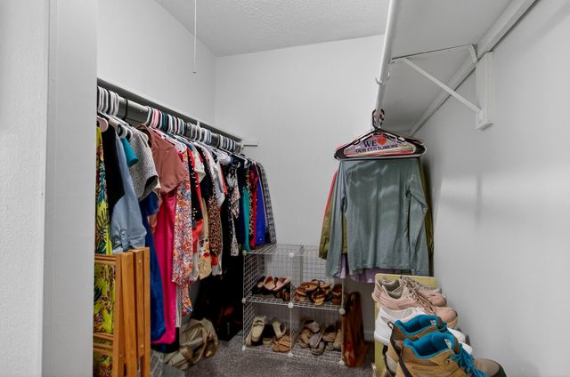 1402 Camp Road Apt 9g, Charleston, SC 29412