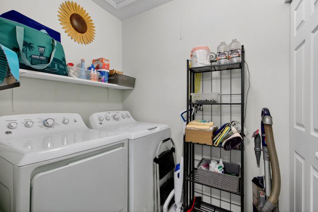1402 Camp Road Apt 9g, Charleston, SC 29412