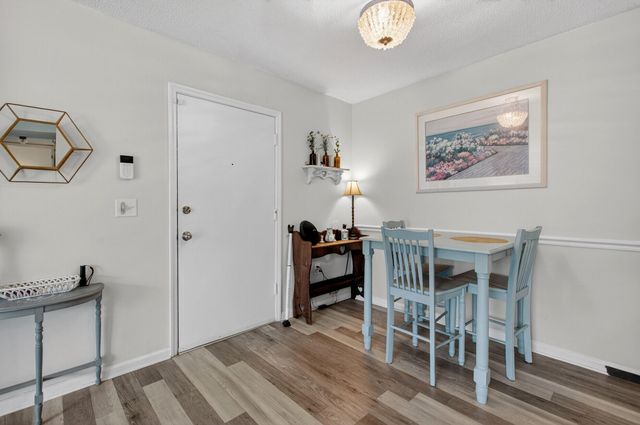 1402 Camp Road Apt 9g, Charleston, SC 29412