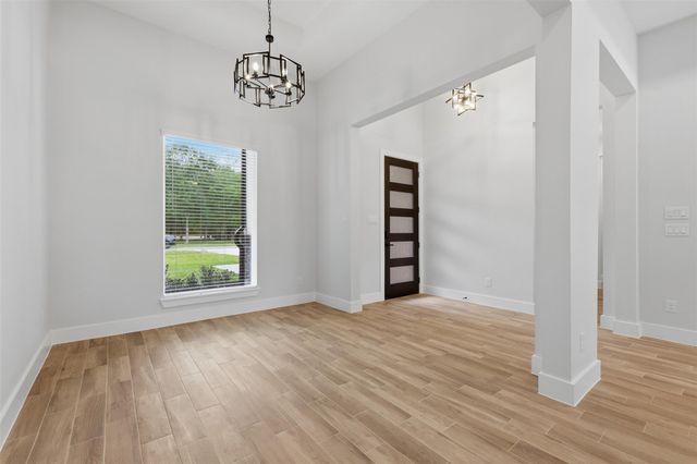 2638 Fountain View Street, Roman Forest, TX 77357