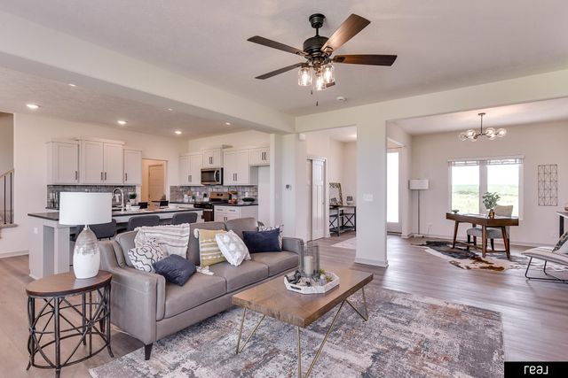 5413 N 191st Street, Elkhorn, NE 68022